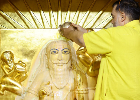 Brihaspati Ji Ka Abhishek (Guru Pushya 18 June)