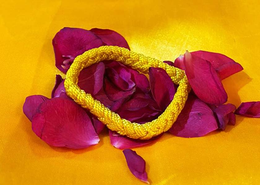 Brihaspati Manglik Dhaga (Wrist Band), 1.25 lac Brihaspati Mantras Abhimantrit